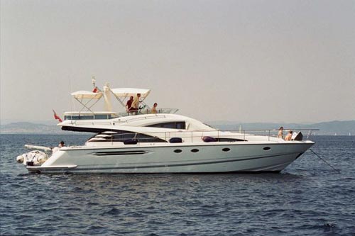 Yacht photo