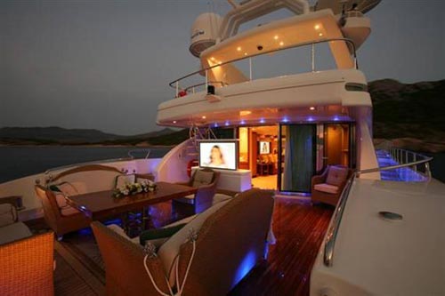 Yacht photo