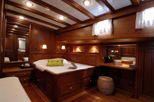 Yacht photo