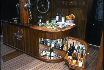 bar