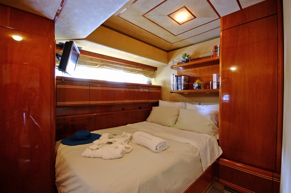 Double cabin