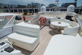 sun deck