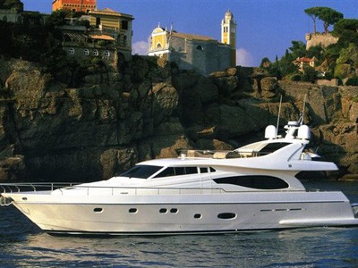 Ferretti 730