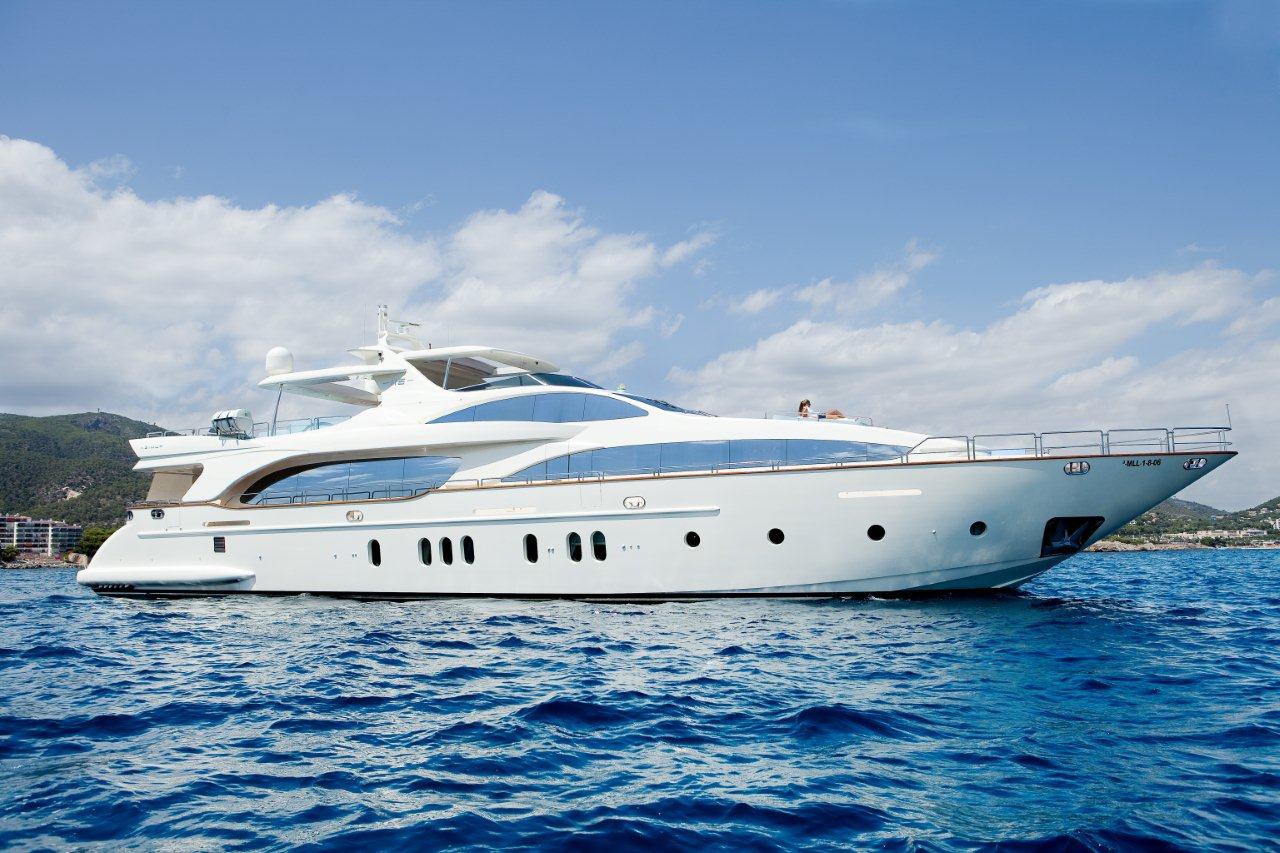 Azimut 116